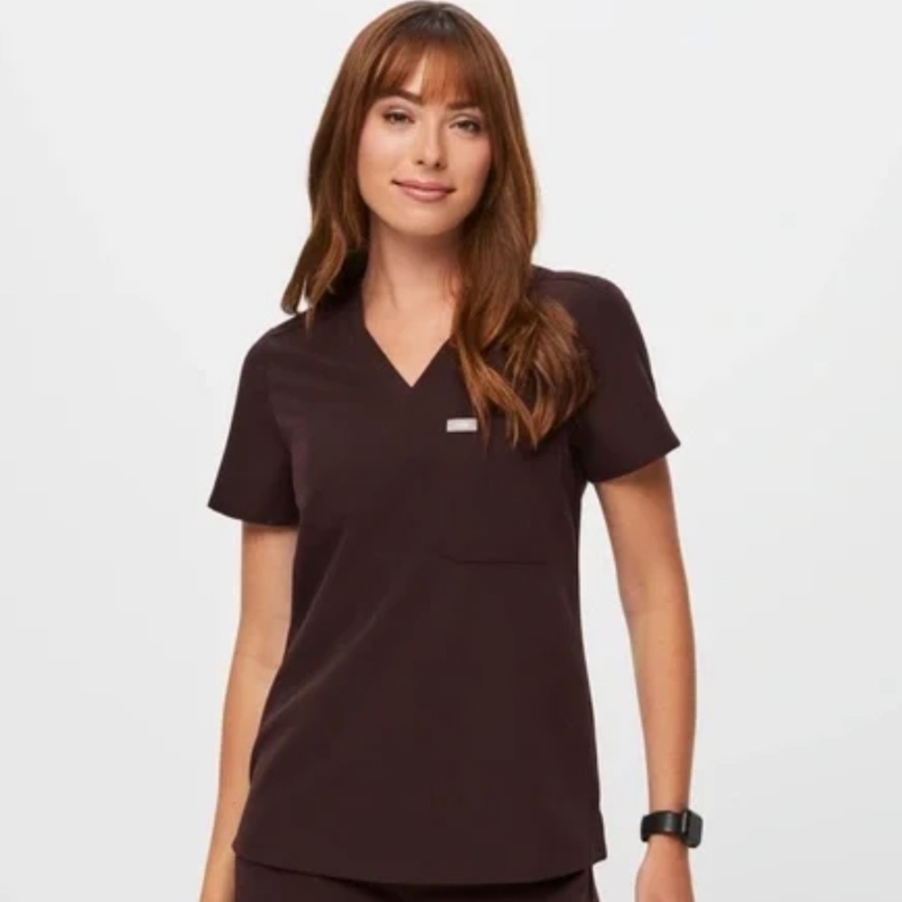 FIGS Catarina One Pocket Scrub Top